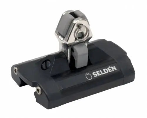 Sistem30 Self-Tacking Araba SELDÉN MAST